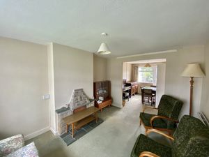 Lounge- click for photo gallery
